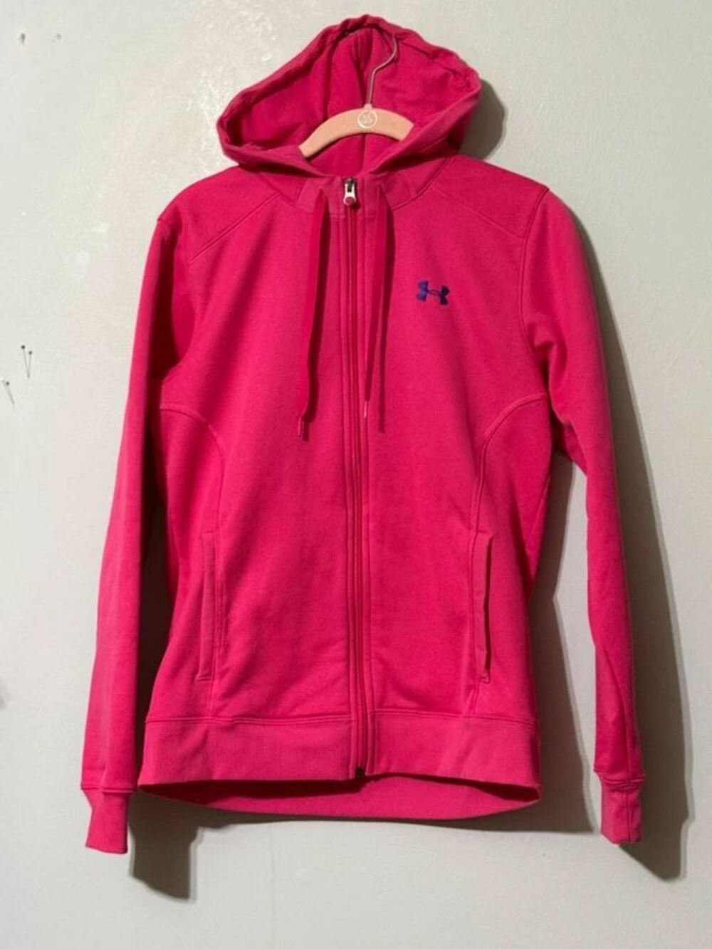 Under Armour Women’s Medium Pink Full Zip Hoodie Semi Fitted NWOT